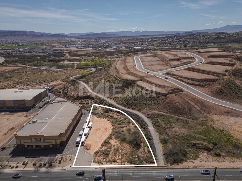 Approx 1990 E Riverside Dr, Saint George, UT for sale - Building Photo - Image 2 of 5