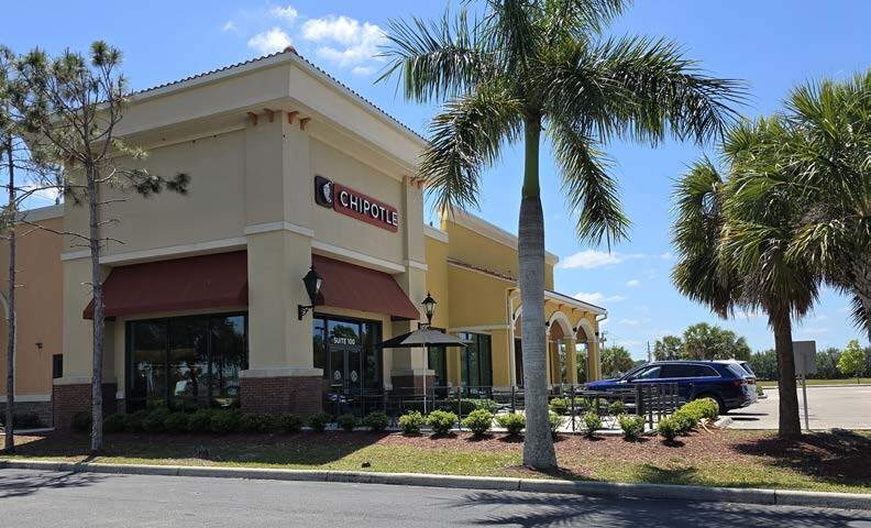 22941 Lyden Dr, Estero, FL for lease - Building Photo - Image 3 of 11