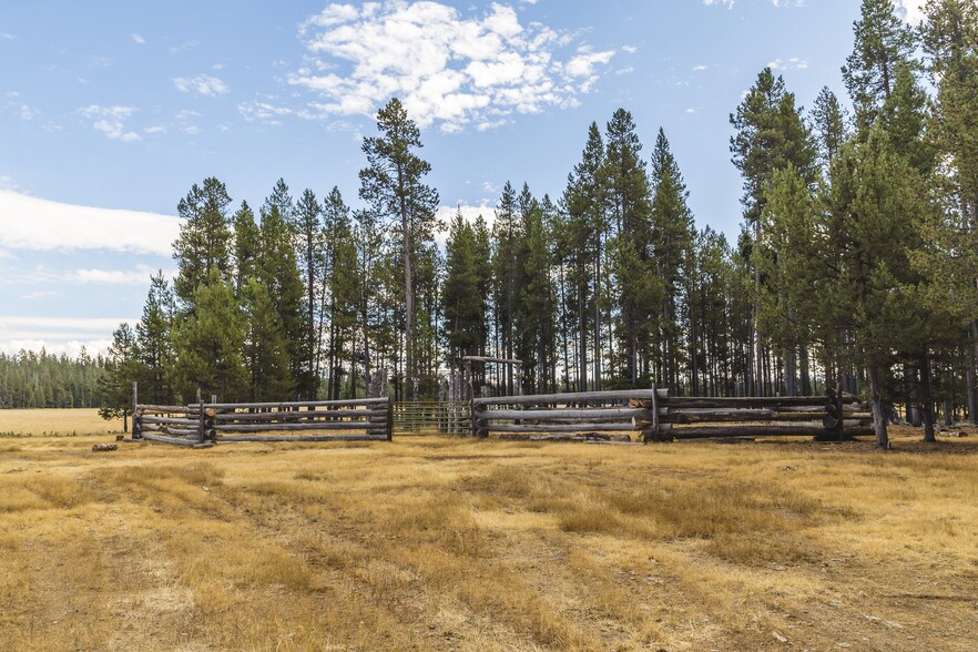 US Forest Service Rd, Silver Lake, OR for sale - Other - Image 1 of 18