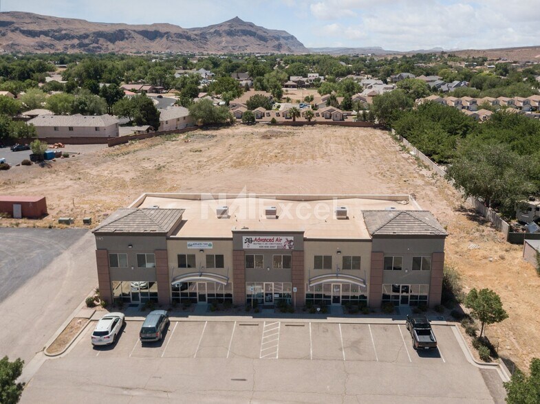 985 W State St, Hurricane, UT for sale - Building Photo - Image 1 of 1