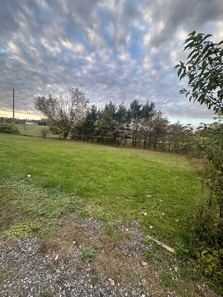 17905 Ravenna rd, Chagrin Falls, OH for sale - Building Photo - Image 3 of 10