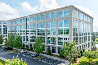 11605 N Community House Rd, Charlotte, NC for lease Building Photo- Image 2 of 2