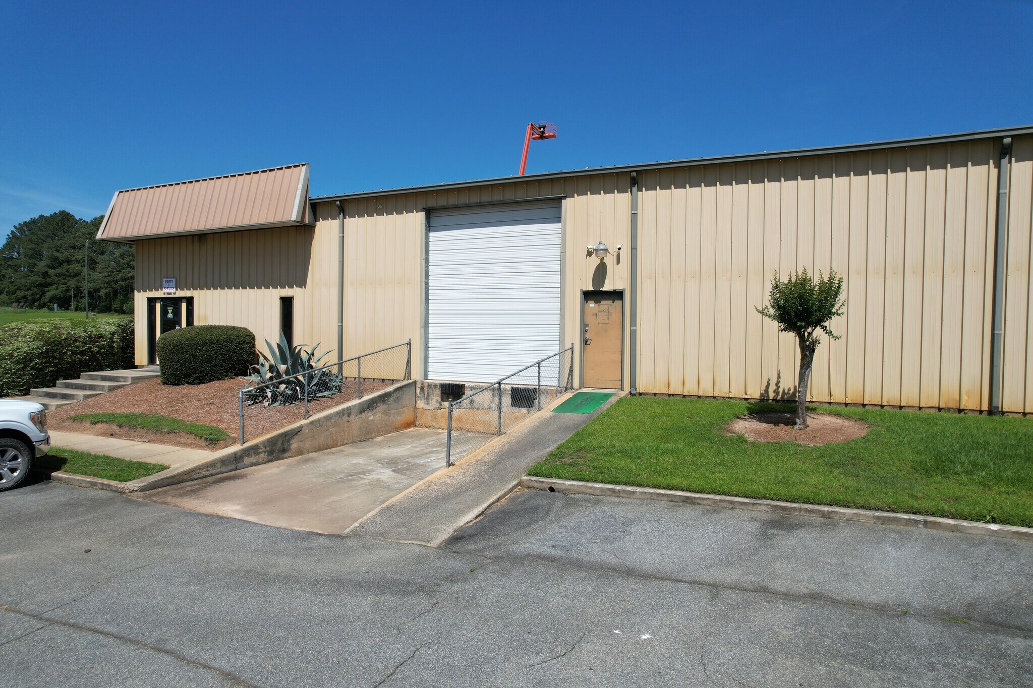 8568 Us Highway 84, Quitman, GA 31643 Light Industrial w/ outside
