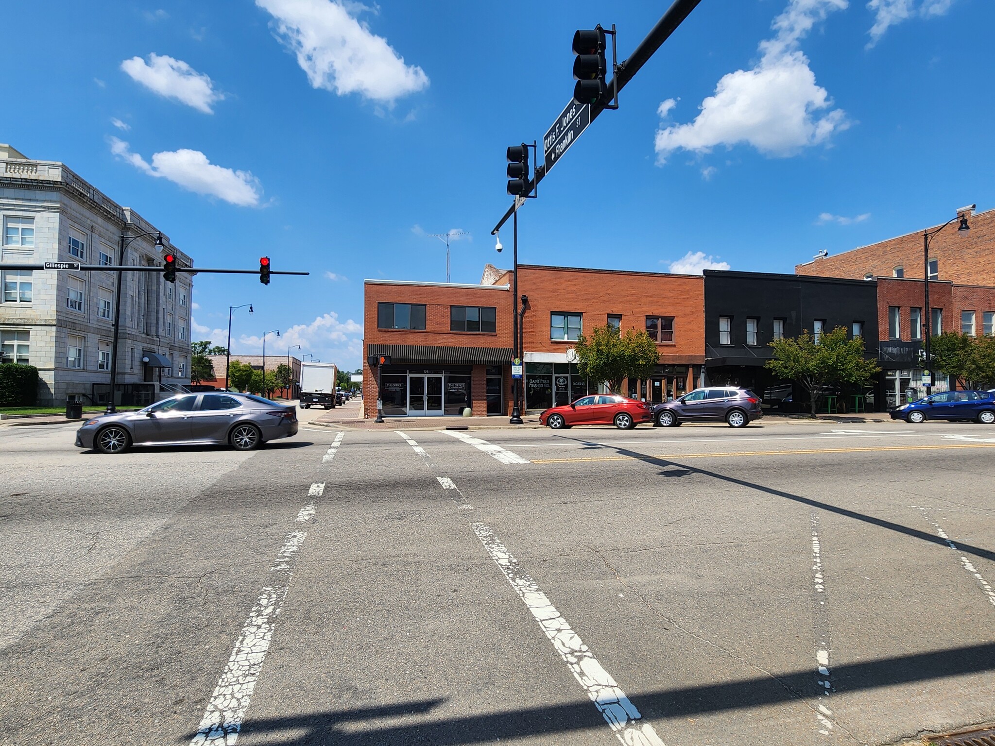 124 Gillespie St, Fayetteville, NC for lease Building Photo- Image 1 of 17