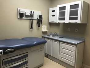 25710 Union Tpke, Glen Oaks, NY for lease Other- Image 2 of 7