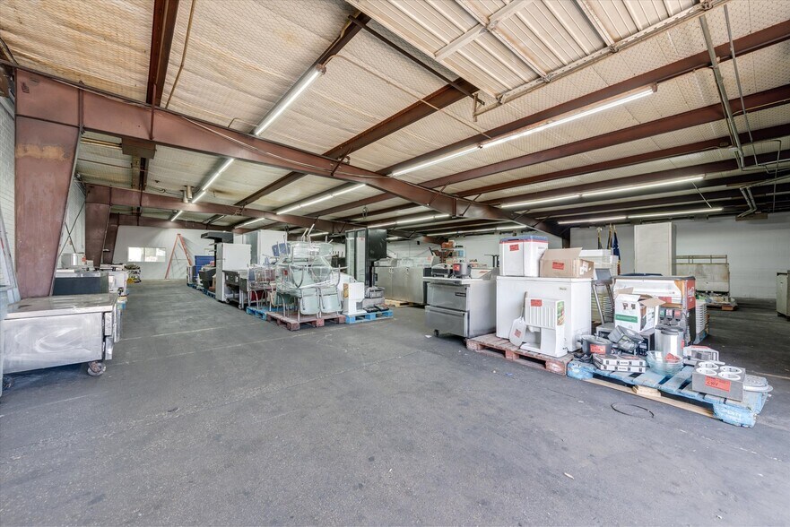 1714 W Main St, Grand Prairie, TX for sale - Primary Photo - Image 1 of 1