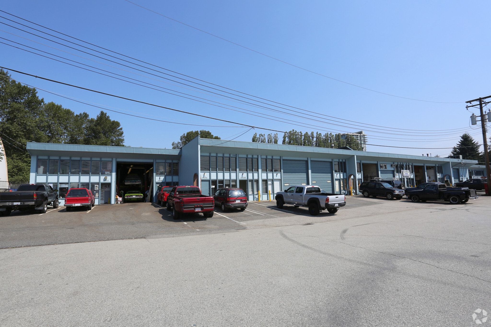 1393-1449 Charlotte Rd, North Vancouver, BC for lease Primary Photo- Image 1 of 10