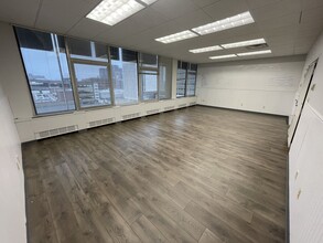 22 W Pennsylvania Ave, Towson, MD for lease Interior Photo- Image 1 of 4