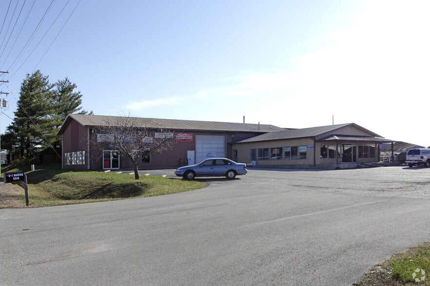 5910 Poplar Level Rd, Louisville, KY 40228