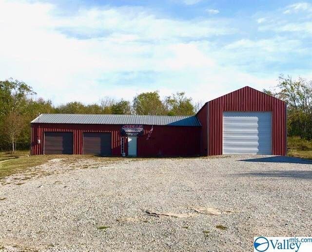 64 Old Lincoln Rd, Fayetteville, TN 37334