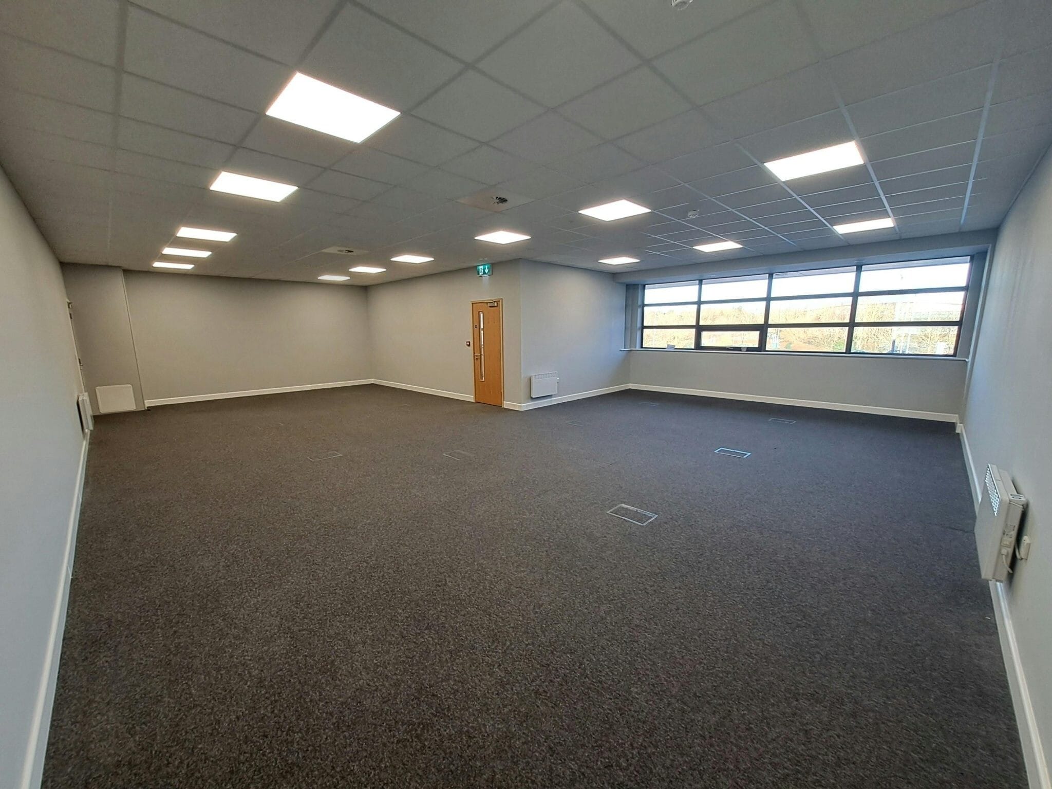 Whitehouse Way, Peterlee for lease Interior Photo- Image 1 of 5