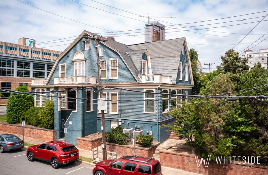 435 E Morehead St, Charlotte, NC for lease - Building Photo - Image 3 of 4