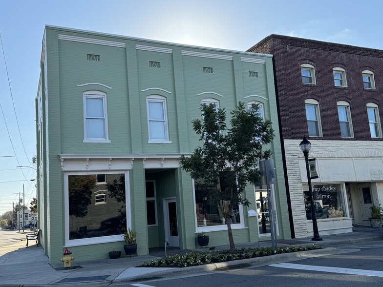 103 W Main St, Aberdeen, NC for lease - Building Photo - Image 1 of 4