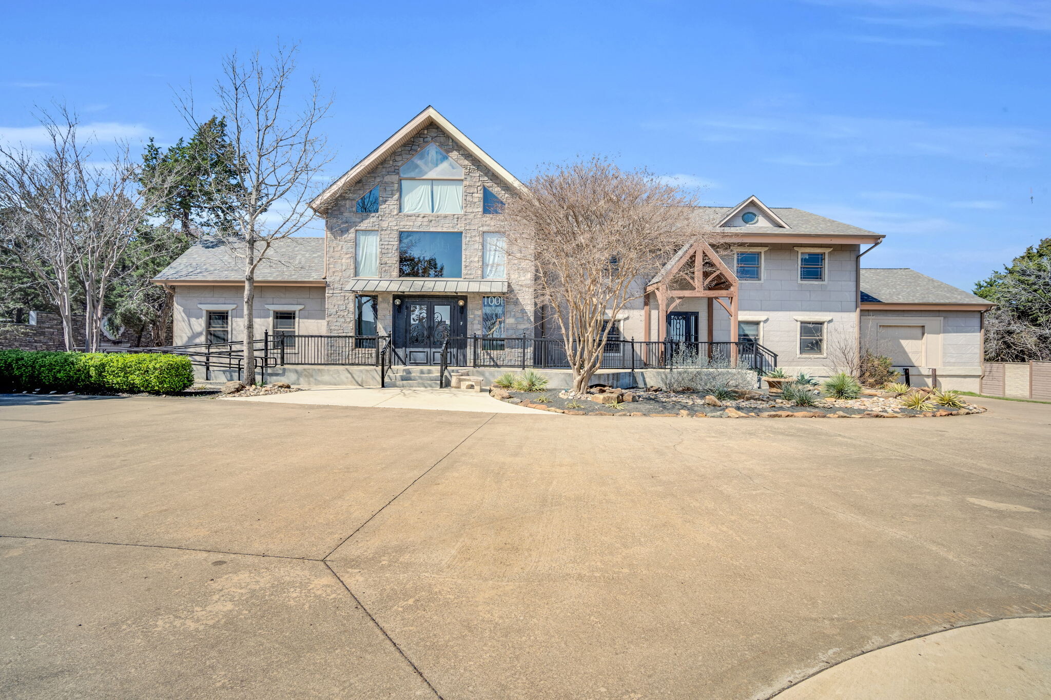 1001 S Hwy 67, Cedar Hill, TX for lease Building Photo- Image 1 of 40