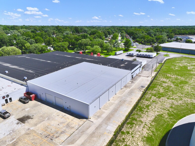 344 Maple, Gallatin, TN for lease - Aerial - Image 2 of 5