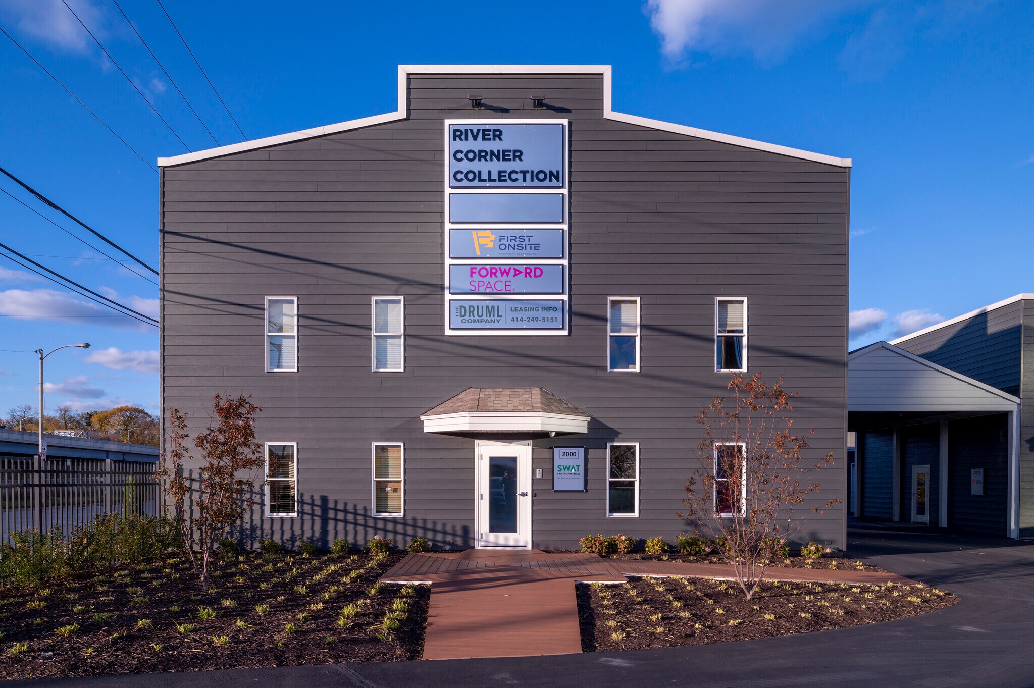 2020 S 4th St, Milwaukee, WI for sale Primary Photo- Image 1 of 16