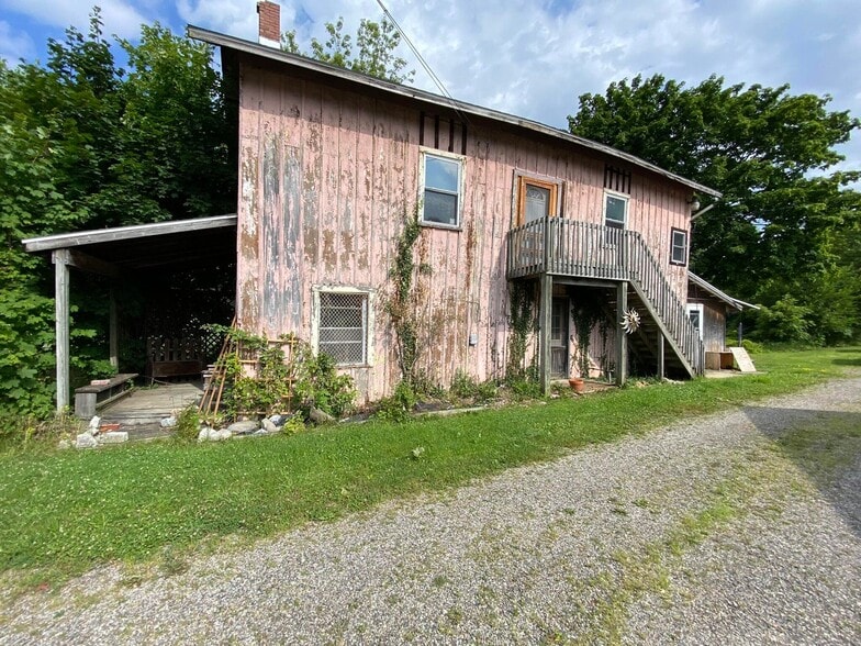 120 Vreeland St, North Adams, MI for sale - Building Photo - Image 2 of 41