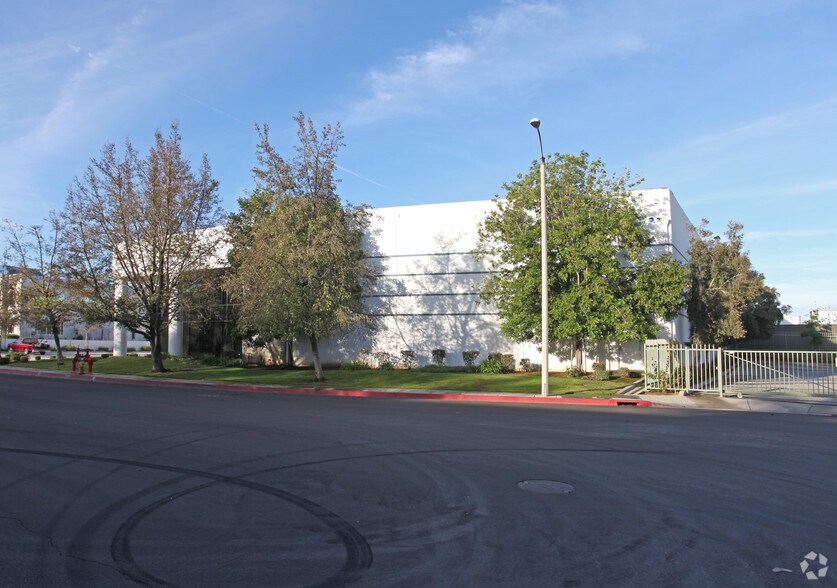 919 Radecki Ct, Rowland Heights, CA for lease - Building Photo - Image 2 of 18