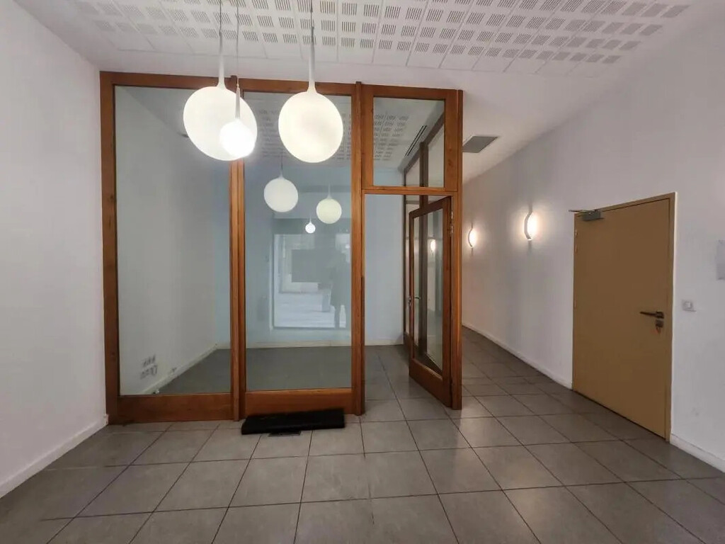 Vente Commerce 167 m² - Photo 1