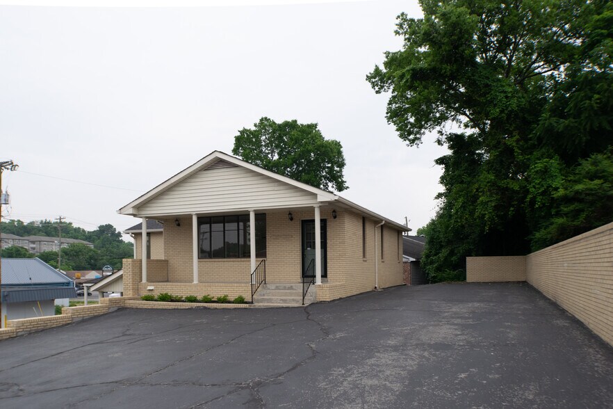 101 Matterhorn Dr, Old Hickory, TN for lease - Building Photo - Image 2 of 18