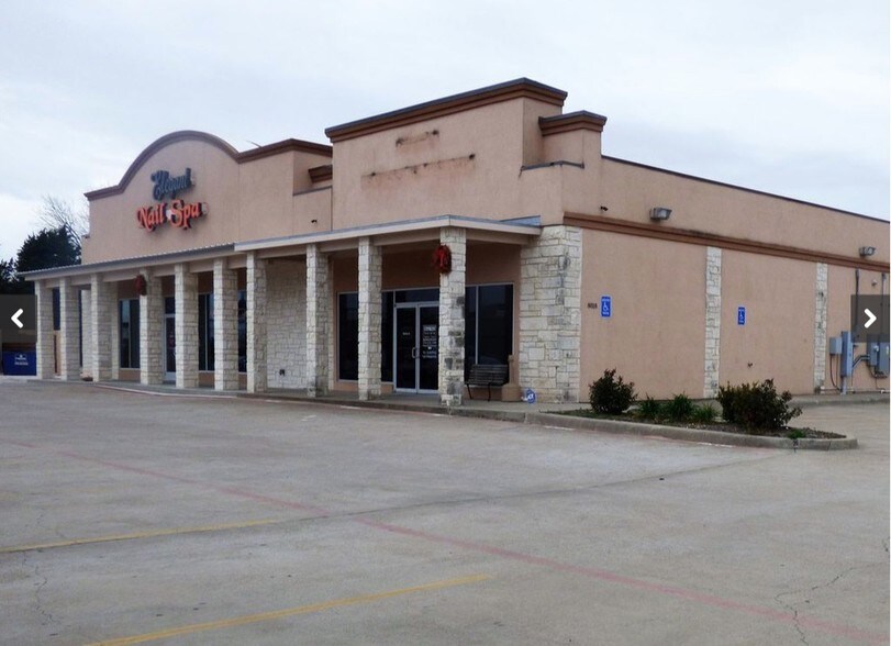 8818 Mars Dr, Woodway, TX for sale - Building Photo - Image 1 of 1