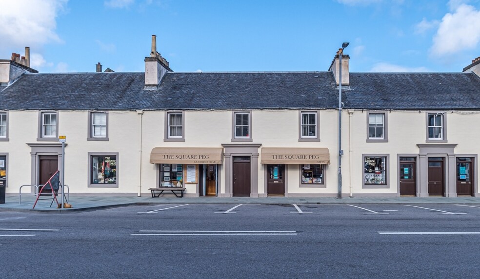 The Square Peg Colchester Sq, Lochgilphead for sale - Primary Photo - Image 1 of 4