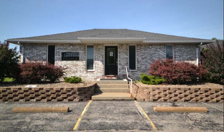 2 Terminal Dr, East Alton, IL for sale Primary Photo- Image 1 of 1