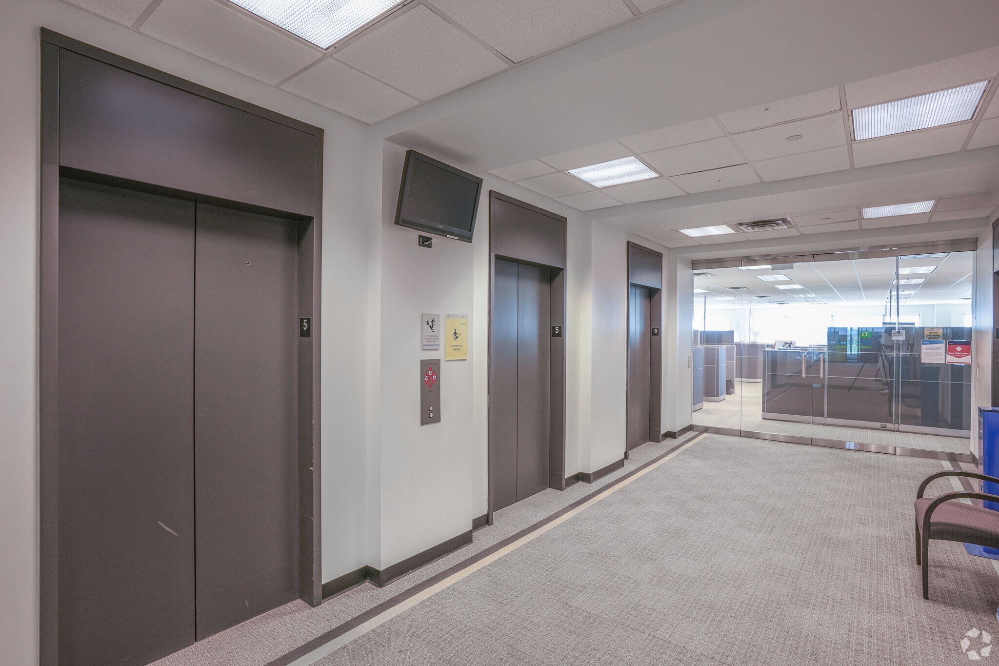 2221 Edward Holland Dr, Richmond, VA for lease Interior Photo- Image 1 of 7