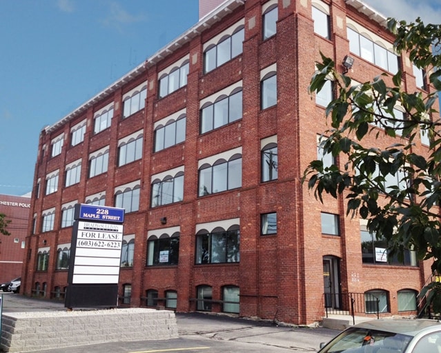 228 Maple St, Manchester, NH for sale - Building Photo - Image 1 of 50