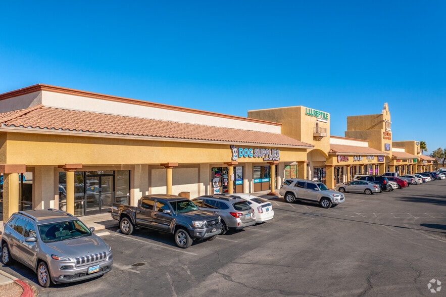 8450 W Sahara Ave, Las Vegas, NV for lease - Building Photo - Image 3 of 5