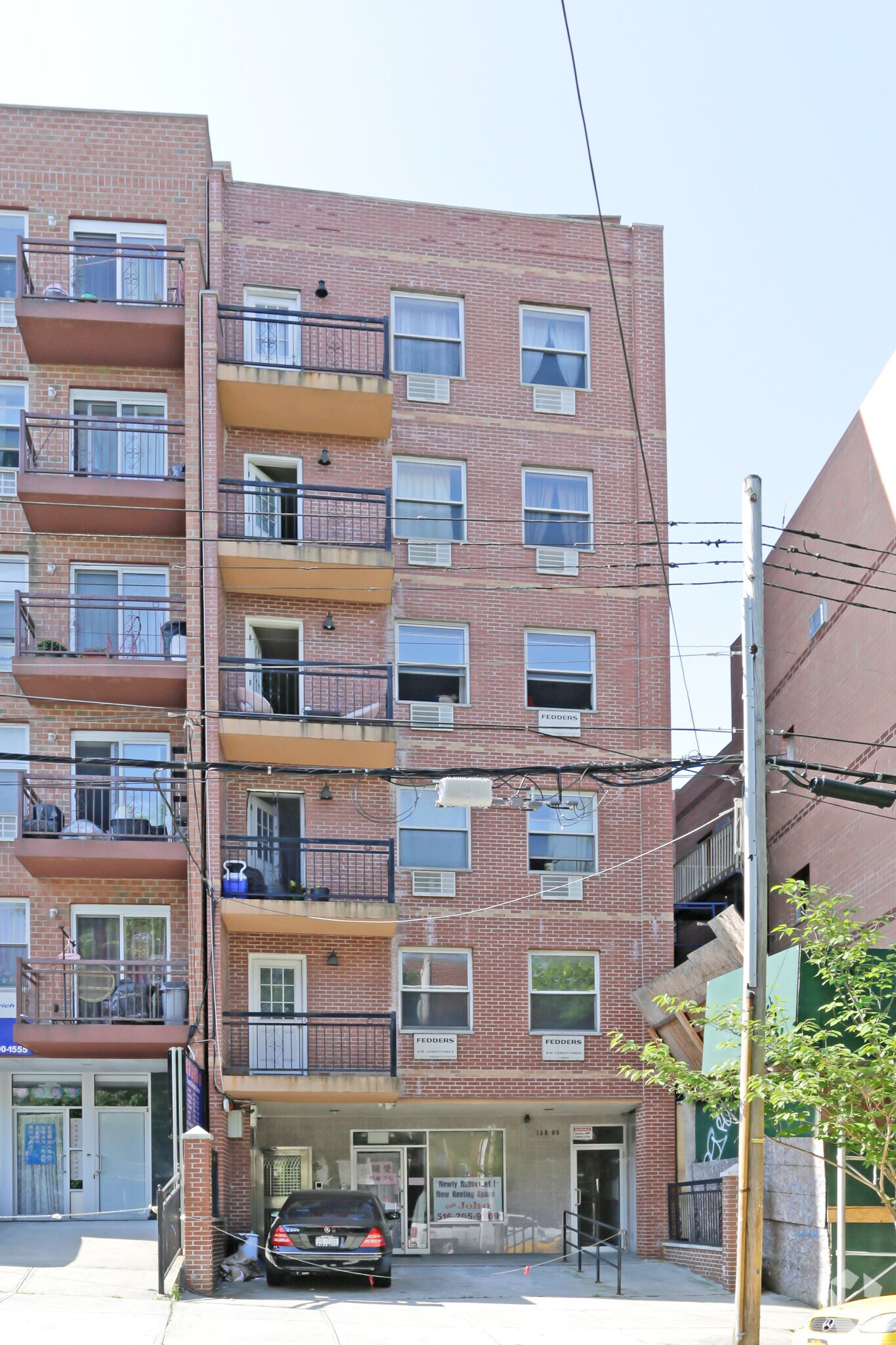 13806 35th Ave, Flushing, NY 11354 10 Units MixedUse Elevator Building