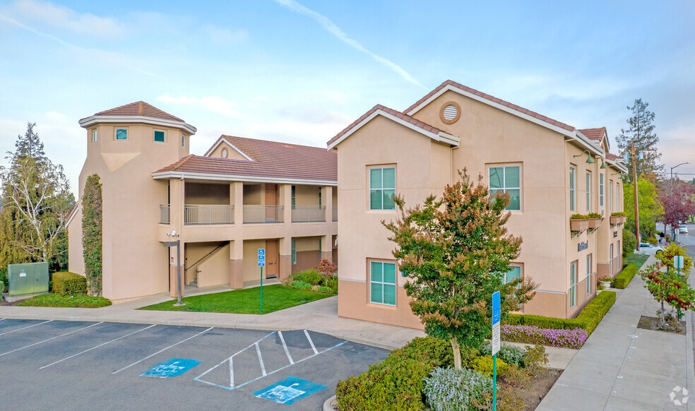 43801 Mission Blvd, Fremont, CA for lease - Building Photo - Image 1 of 5