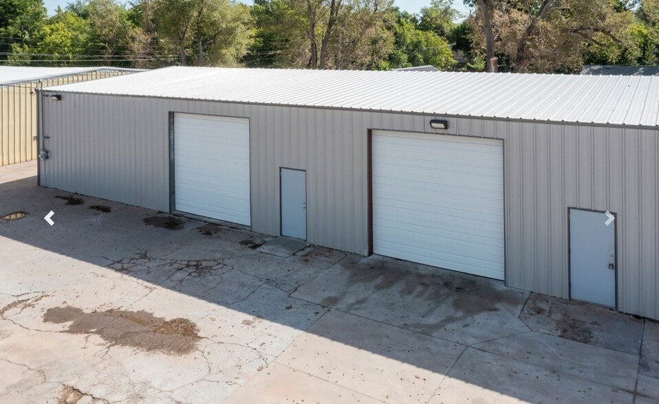 211 SE 50th St, Oklahoma City, OK for lease - Building Photo - Image 2 of 10