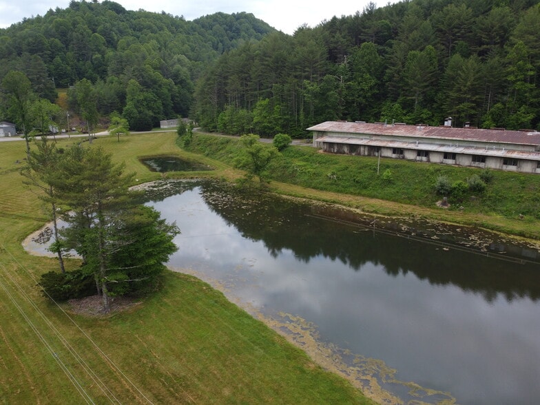 6421 Highway 91 N, Laurel Bloomery, TN for sale - Building Photo - Image 3 of 60