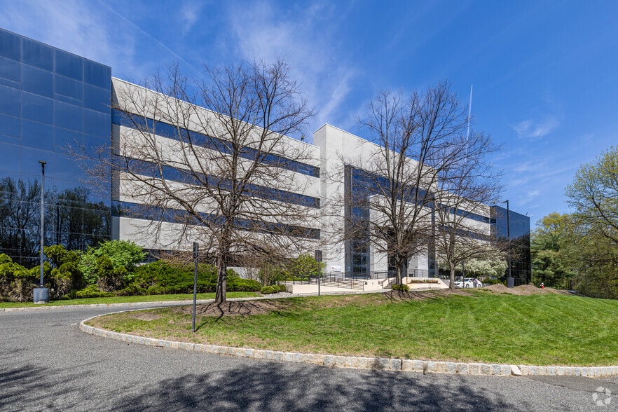 visit highperformr AI office