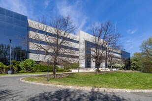 BELOW MARKET DEALS!!!! FREE RENT! - Call Center