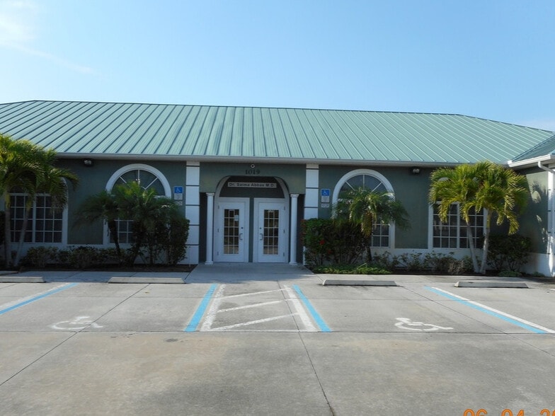 1019 Harvin Way, Rockledge, FL for lease - Building Photo - Image 1 of 9