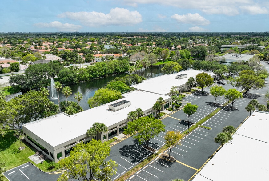 13630 NW 8th St, Sunrise, FL for lease - Building Photo - Image 2 of 15