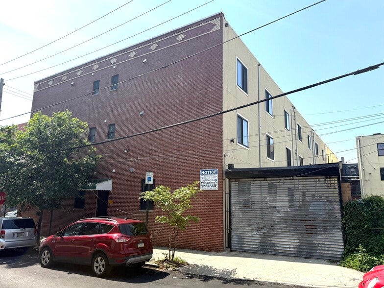 21 units- portfolio of 7 properties for sale on LoopNet.com - Building Photo - Image 2 of 38