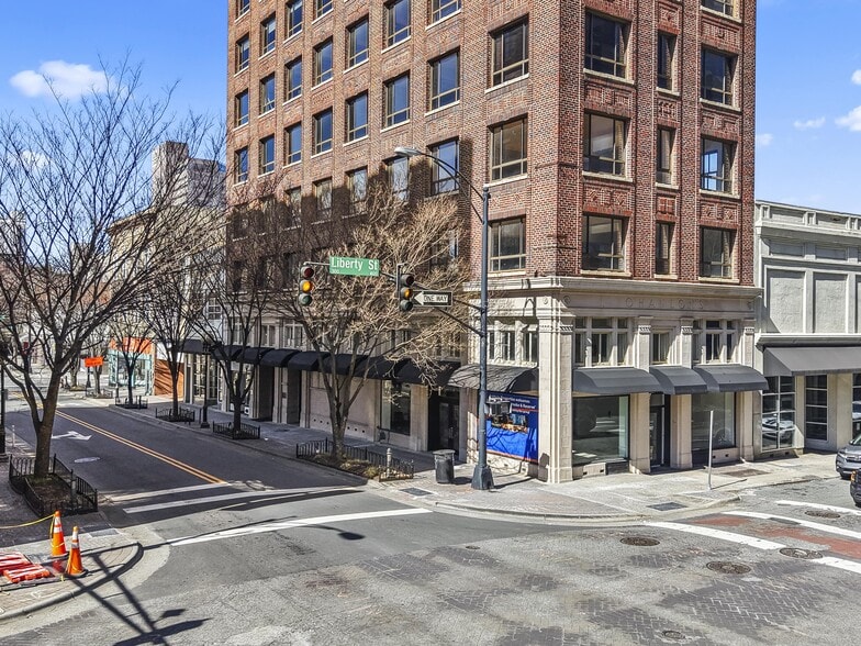 101 W 4th St, Winston-Salem, NC for lease - Building Photo - Image 3 of 12