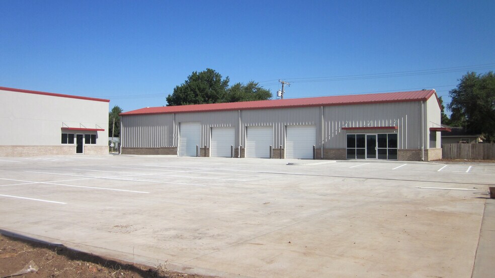 3205 SW 29th St, Oklahoma City, OK for sale - Building Photo - Image 2 of 9