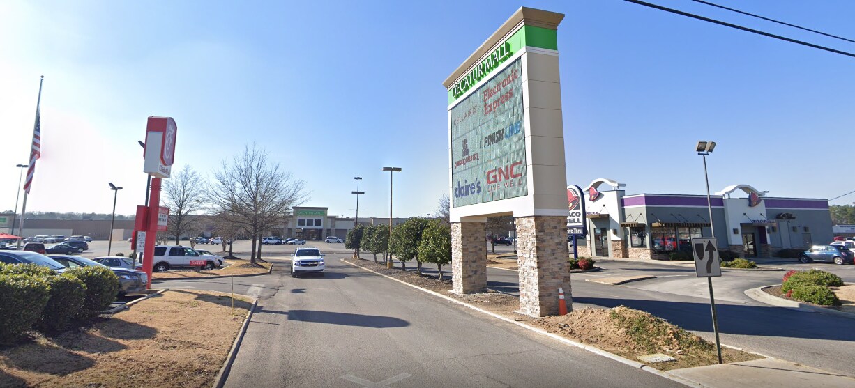 1801 Beltline Rd SW, Decatur, AL for lease Building Photo- Image 1 of 4