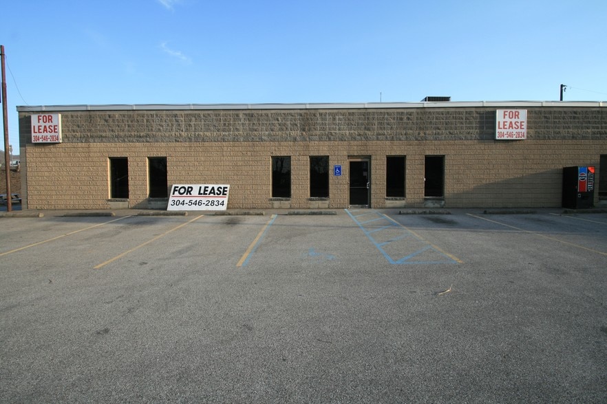 10009-10011 Maccorkle Ave, Charleston, WV for lease - Building Photo - Image 2 of 11