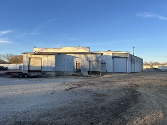 More details for 310 N Oak St, Mcpherson, KS - Industrial for Sale