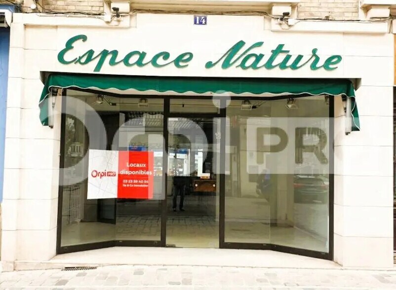 Retail in Soissons for lease - Building Photo - Image 1 of 5