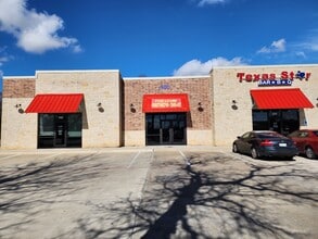 1220-1222 W Hurst Blvd, Hurst, TX for lease Building Photo- Image 1 of 3