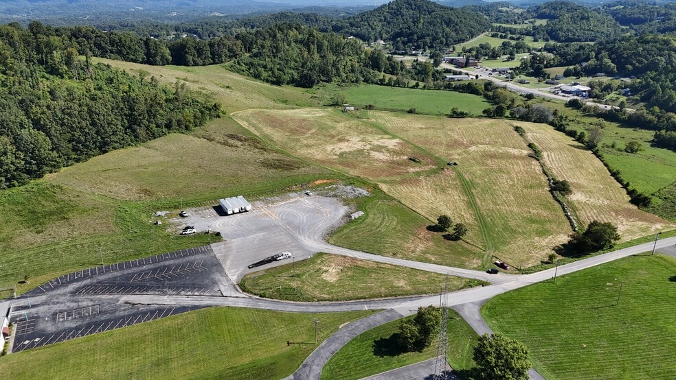 195 Joe R McCrary Rd, Fall Branch, TN for sale - Building Photo - Image 3 of 43