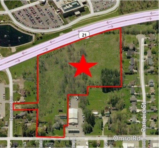 2517 Omro Rd, Oshkosh, WI 54904