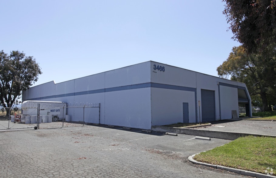 3466 Arden Rd, Hayward, CA for lease - Primary Photo - Image 1 of 3
