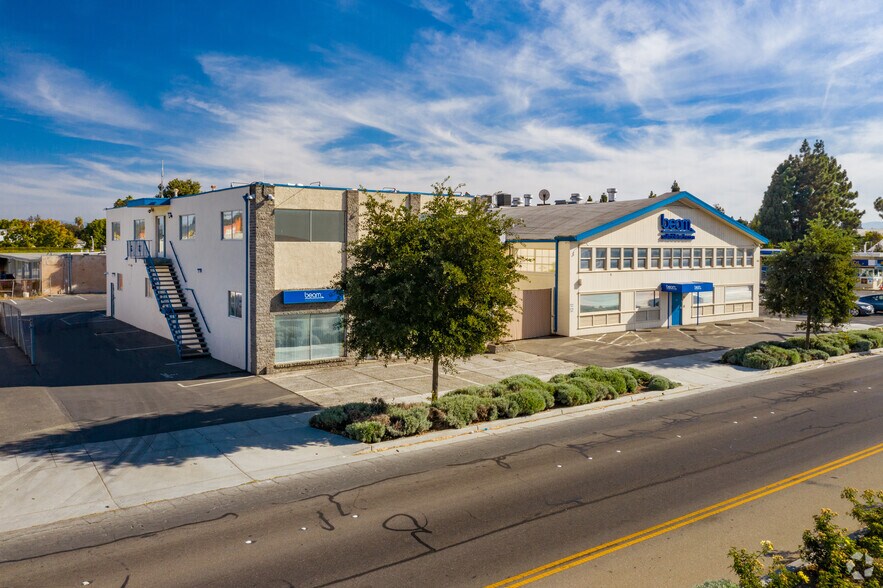 850 San Antonio Rd, Palo Alto, CA 94303 | LoopNet